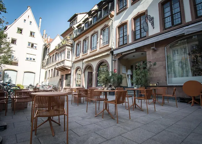 Boutique-Hotel: Hotel Le Rohan, Centre Cathedrale