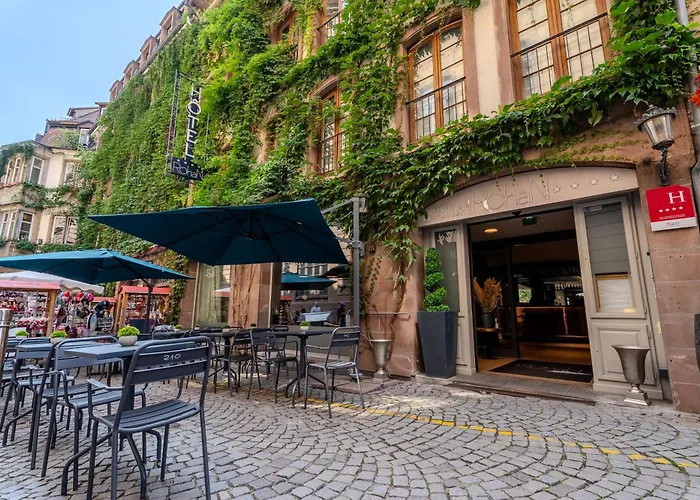 Boutique-Hotel: Hotel Le Rohan, Centre Cathedrale